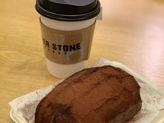 黑巧克力脏包-PAPER STONE BAKERY(天汇广场店)