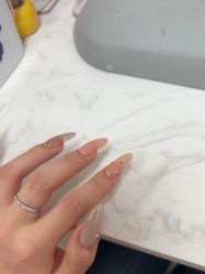 -尤米一站式美甲美睫