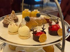 双人红丝绒下午茶-Salon de Ville浦江汇(上海外滩华尔道夫酒店店)