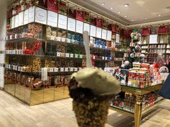 零售区-VENCHI 闻绮(北京国贸商城店)