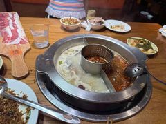 -佬土鹅肠火锅(解放路店)