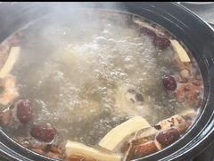 -濠轩阁特色生蚝火锅(水湾路店)
