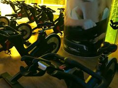 -一兆韦德健身(慧芝湖店)