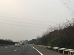 -平望服务区·停车场