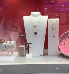 -SWAROVSKI(燕莎奥特莱斯店)