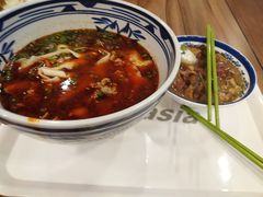 -老陕一碗(八达岭奥莱店)