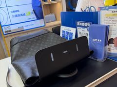 -爱革·奢品·鞋包·衣物·家居(金桥国际商业广场店)