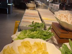 -金滏山烤肉·海鲜·火锅自助餐厅(襄阳万达店)