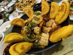 -鹤乡东北菜(崮山路店)