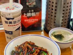 肉丝葱油拌面-君东记本帮面馆(天钥桥路店)