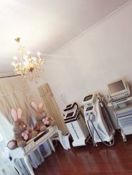 -美肤盾祛痘·问题肌头疗管理中心