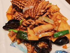 爆炒腰花-春水锅贴·传统鲁菜(大明湖店)