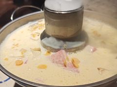 奶茶小火锅-鱼乐圈烤鱼餐厅(富尔沃·财富街店)