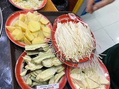 -边江铁锅炖鱼(振八街店)