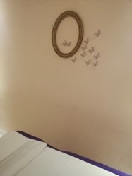 -蕾蕾美颜美容美体