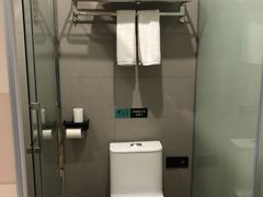 -希岸·轻雅酒店(广州白鹅潭艺术中心花地湾地铁站店)
