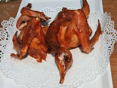 招牌脆皮乳鸽-直隶安家牛肉罩饼(新石店)