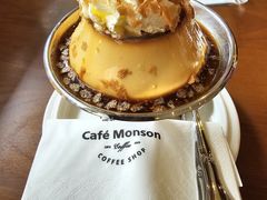 -Café Monson