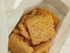 蟹黄咸蛋锅巴-上海哈尔滨食品厂(淮海中路店)