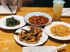 -峨嵋小镇·川菜(勒泰中心店)