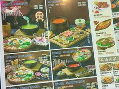 -花馬肆.云南过桥米线(汉神购物广场现场熬汤店)