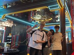 -屋有岛沉浸游戏旗舰店(中山公园店)