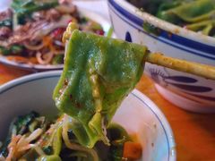 -秦君宝手擀菠菜面(金花路店)
