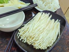 -山珍鲜牛肉火锅本地老字号(汕中老店)