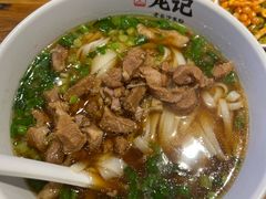 -湘人龙记老长沙米粉(鸟巢店)