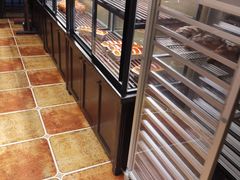 面包甜点陈列柜-红跑车蛋糕世界(清江路店)
