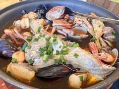 鹰龙一锅鲜-鹰龙海畔度假酒店(咸祥店)