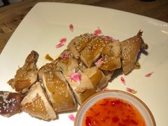 -蜜桃餐厅·伴山(湖滨商业街店)