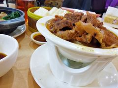 牛腩-口衣记鸡饭店
