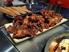 -马路牙子烧烤音乐酒馆(望京店)
