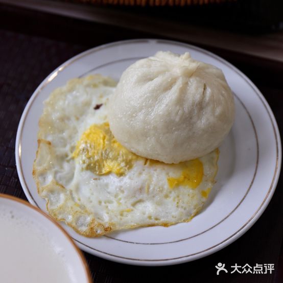 萨勒麦奶茶餐厅(口岸路店)