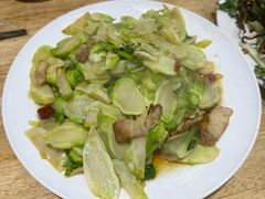 -超越海鲜屋(飞龙物业店)