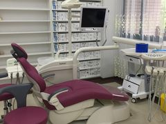 -茂菊口腔连锁(浦东南路店)