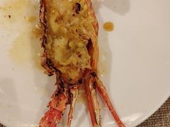 -广州万富希尔顿酒店·感趣自助餐厅·金秋蟹宴生蚝海鲜刺身