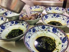 -老新隆牛肉锅贴(新街口店)