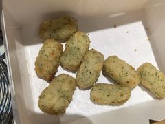 -达美乐比萨(南站西路店)