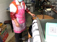 -黄阿姨锅贴大王(万航渡路店)