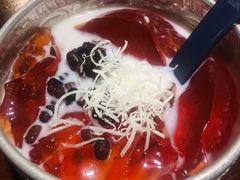 红豆椰奶冰粉-觅山云南菜(泊富ICITY店)