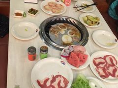 -北京汉丽轩海鲜烤肉自助火锅一体(中百店)