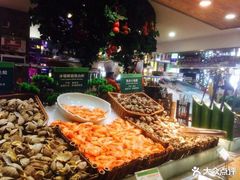 -亚马逊环球美食百汇(新城吾悦广场店)