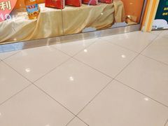 -优+美艺术培训学校(三金雄楚天地店)