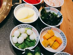 -周小明火锅(黑金冠社区店)