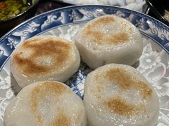 -果松木炭酸菜铜火锅·外婆参鸡汤