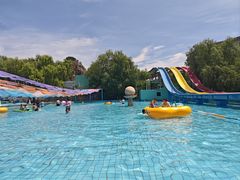 -白鹿温泉加勒比水上乐园