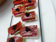 鱼子酱乳猪件-皇朝尊会(龙之梦大酒店)