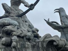 -巴陵广场